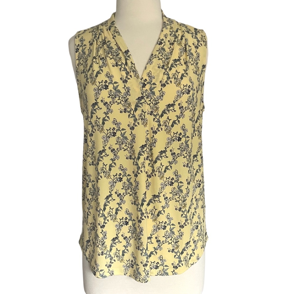Charter Club V-Neck Size Petite Large